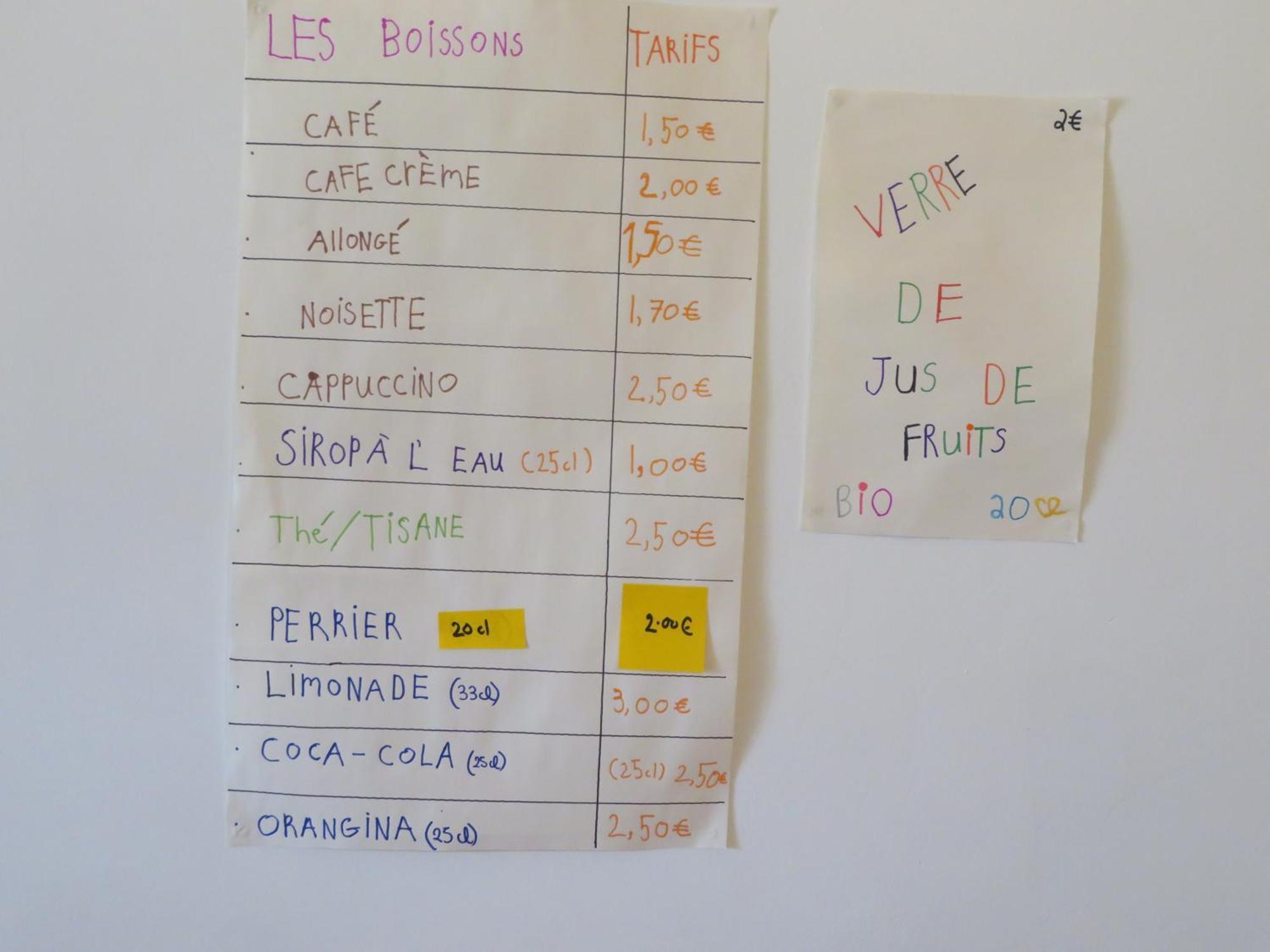 Auberge De La Petite Casserole Revest-des-Brousses Exteriér fotografie